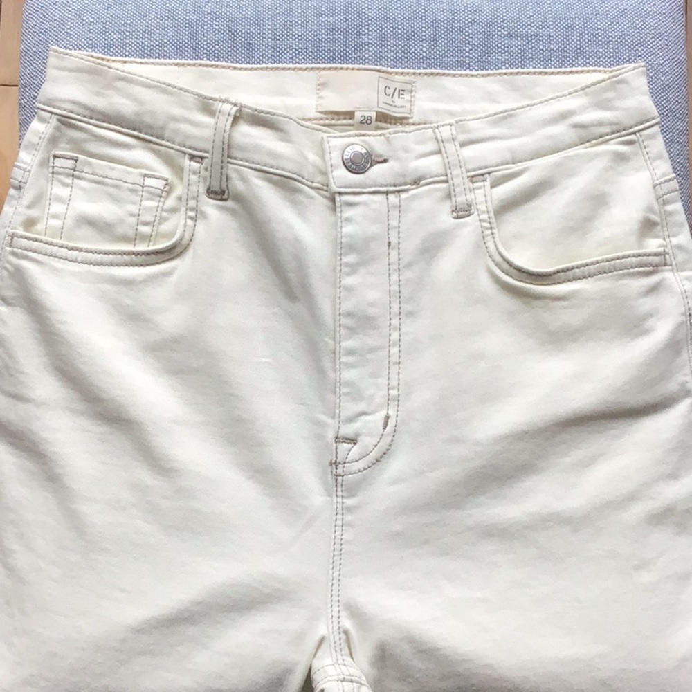 Current Elliot Cream Cropped Cuffed Kick Flare Jeans - Picture 2 of 11